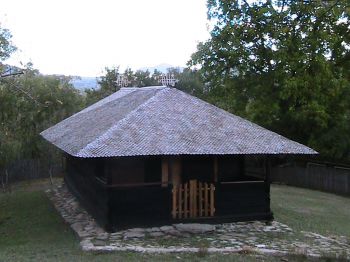 thumb_350_mpzws_BISERICA DIN LEMN VALEA CATINEI.jpg